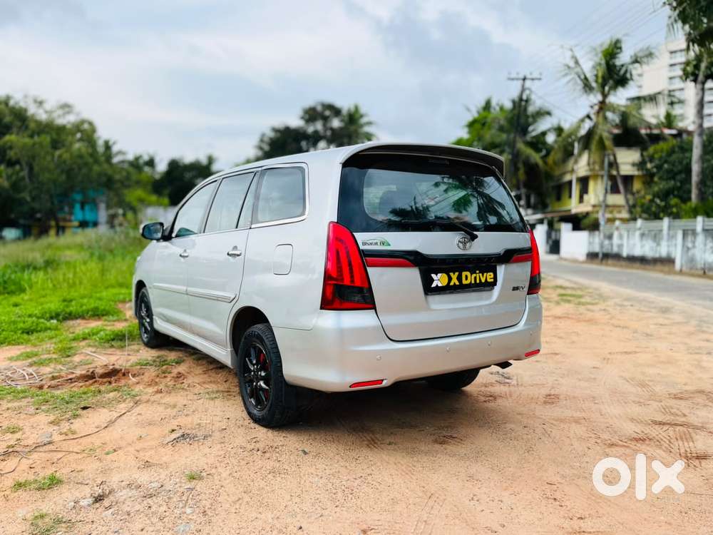 Toyota Innova 2.5 Vx 7 Str Bsiv, 2012, Diesel