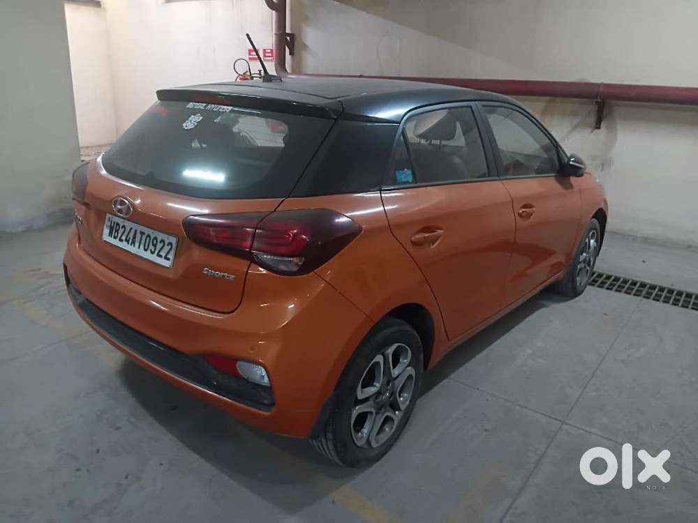 Hyundai Elite I20 Sportz Plus (dual Tone) Good Condition-only 25k Kms!
