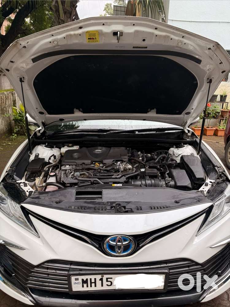 Toyota Camry Hybrid 2023