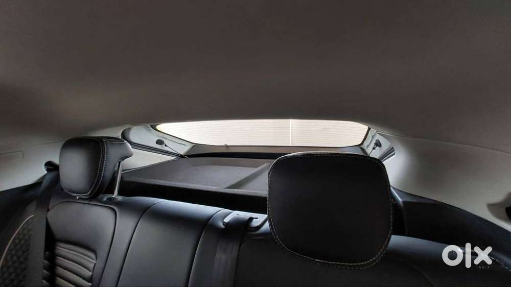 7 Speed Dca, 17 Inch Alloy Wheels, 6 Air Bags