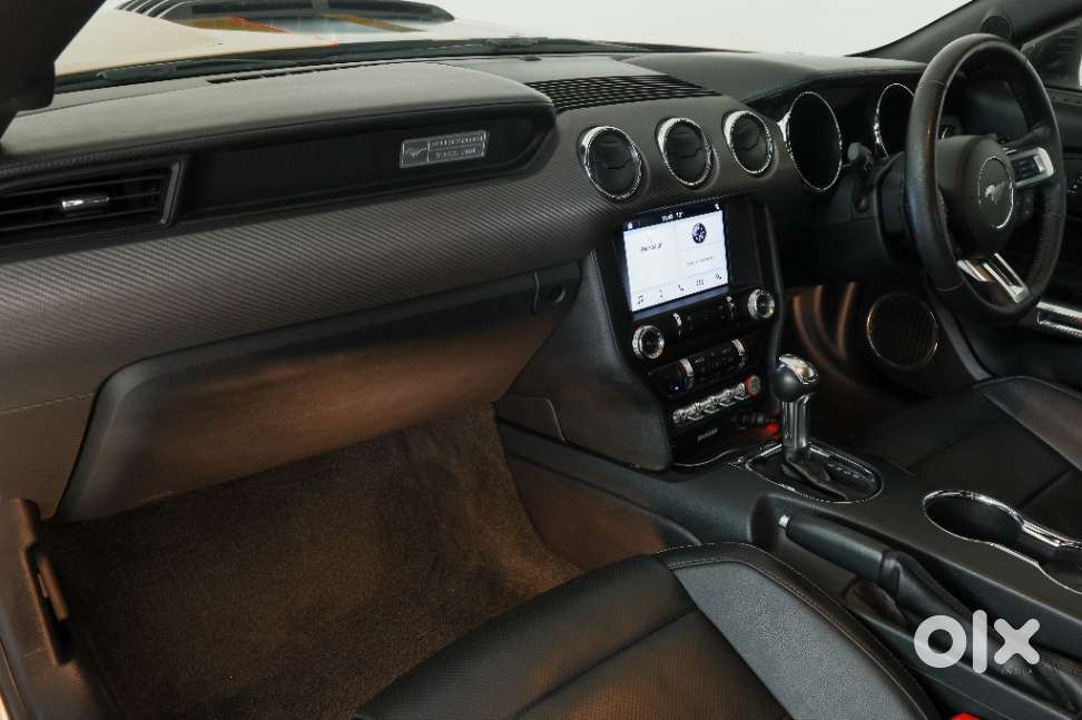 Ford Mustang V8, 2018, Petrol