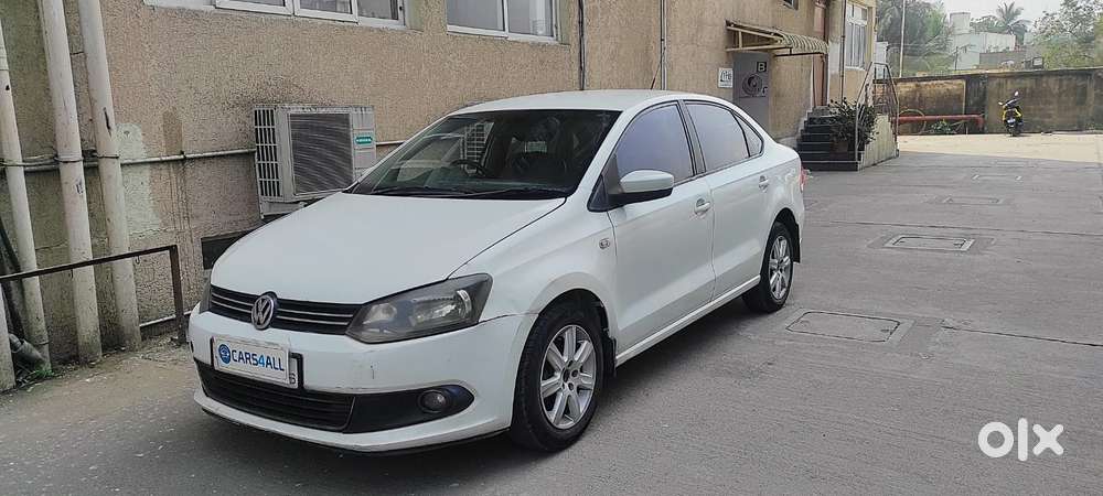 Volkswagen Vento 2010-2013 Petrol Highline, 2011, Petrol