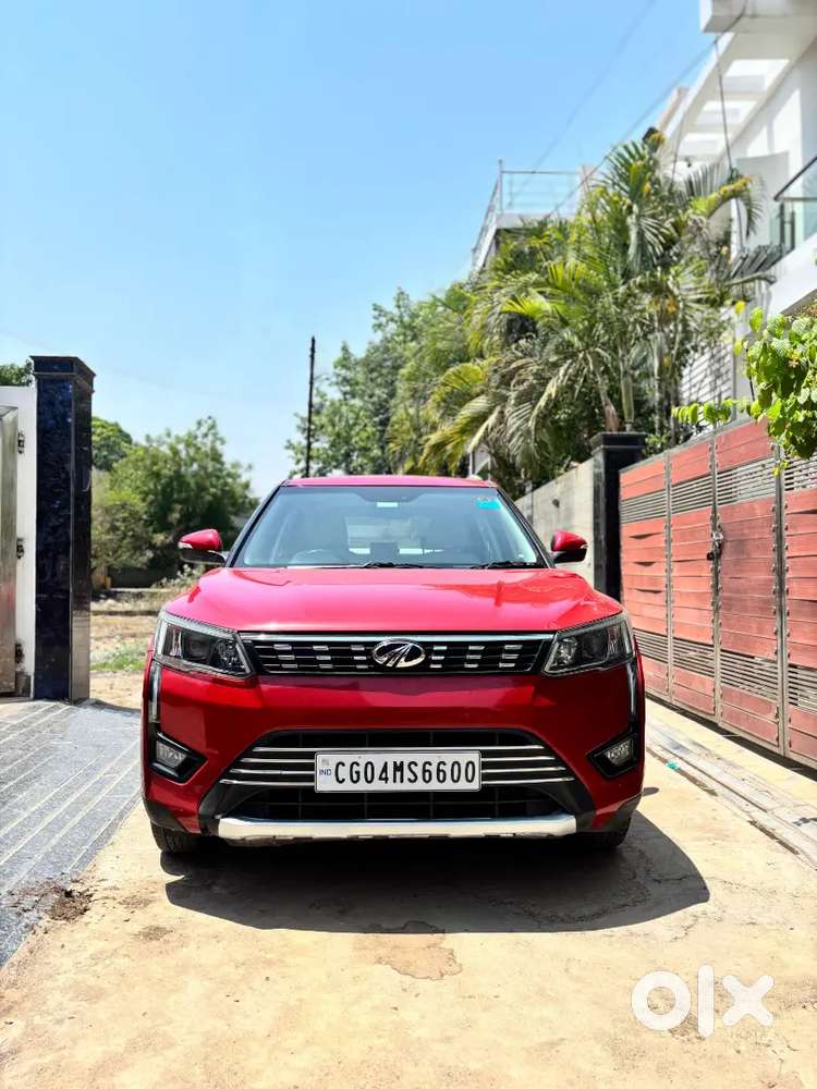 Top End Xuv 300 W8 Optional In Excellent Condition