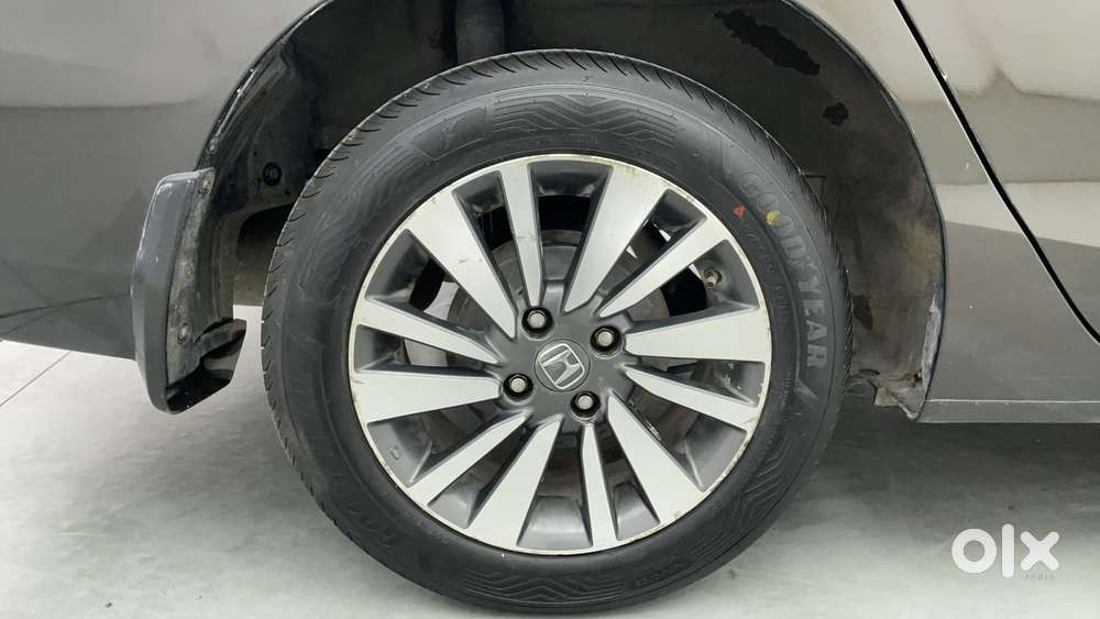 Honda City 1.5 V Cvt I-vtec Mt, 2023, Petrol