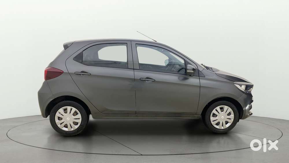 Tata Tiago 1.2 Revotron Xt, 2020, Petrol