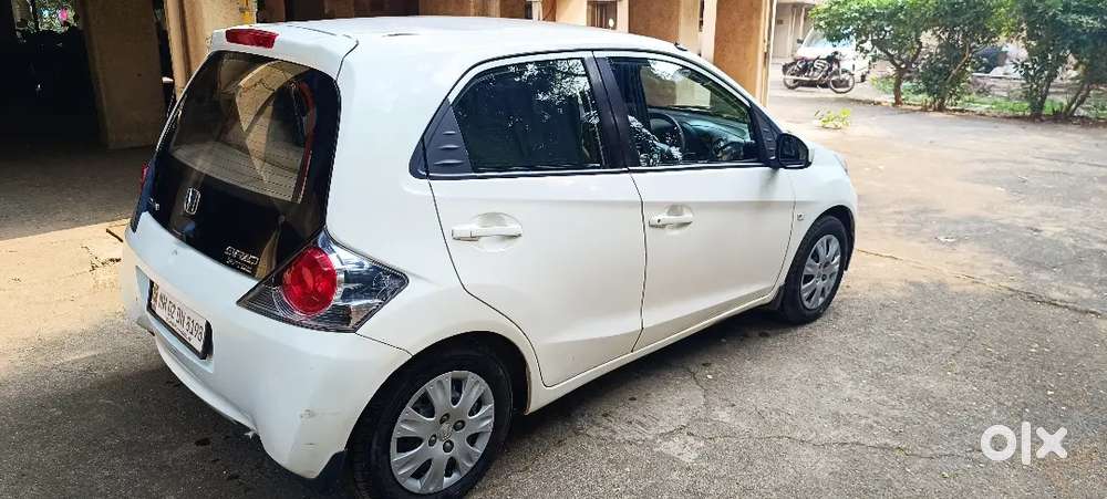 Urgenty Want To Sell My Honda Brio 2014 Cng & Hybrids 42000 Km Driven