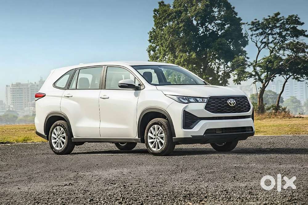 Toyota Innova Hycross 2.0 Gx 7 Str, 2023, Petrol