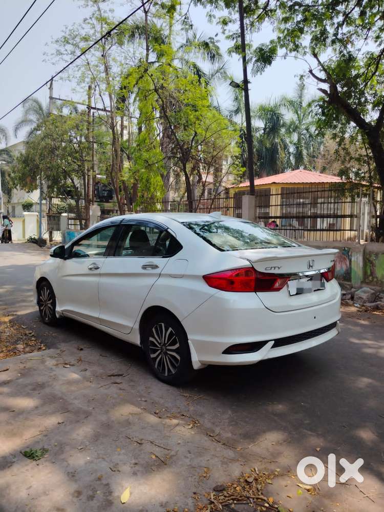 Honda City V Mt Sunroof, 2018, Petrol