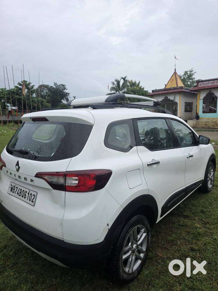 Renault Triber Rxz Easy-r Amt, 2023, Petrol