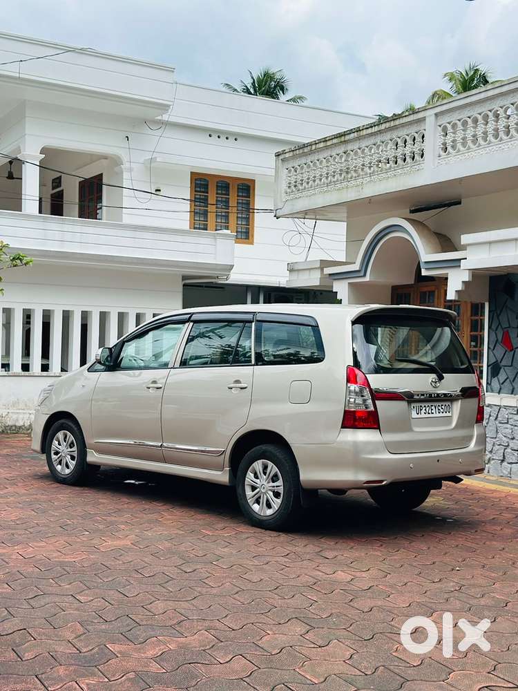 Toyota Innova 2013 Diesel Well Maintained