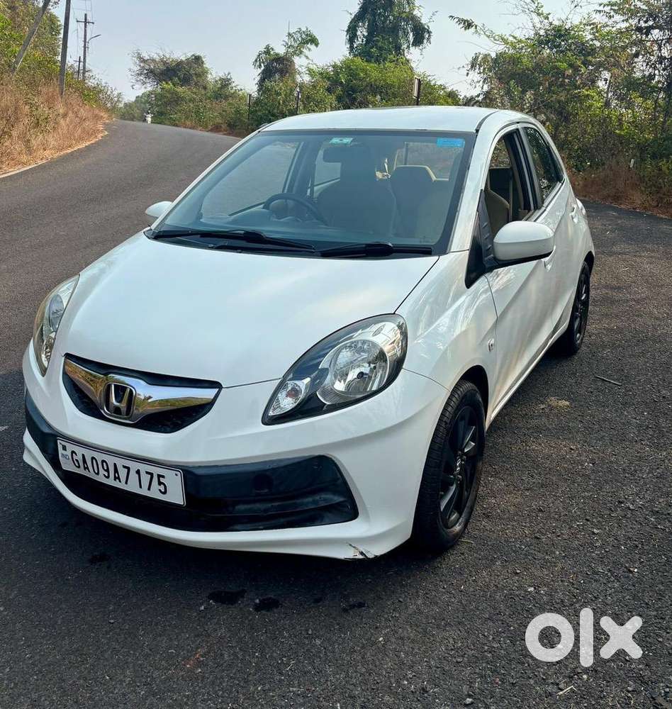 Honda Brio 2012 Petrol Well Maintained