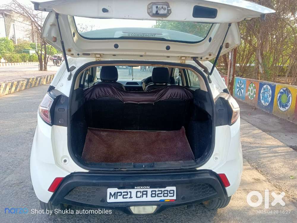 Tata Nexon 1.5 Revotorq Xe, 2018, Diesel