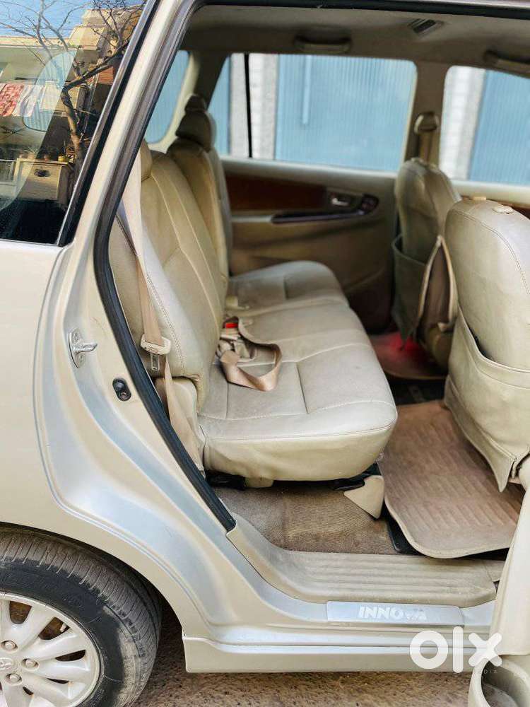 Toyota Innova 2.5 Vx 7 Str, 2014, Diesel