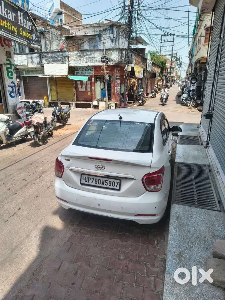 Hyundai Xcent 2015 Diesel Well Maintained