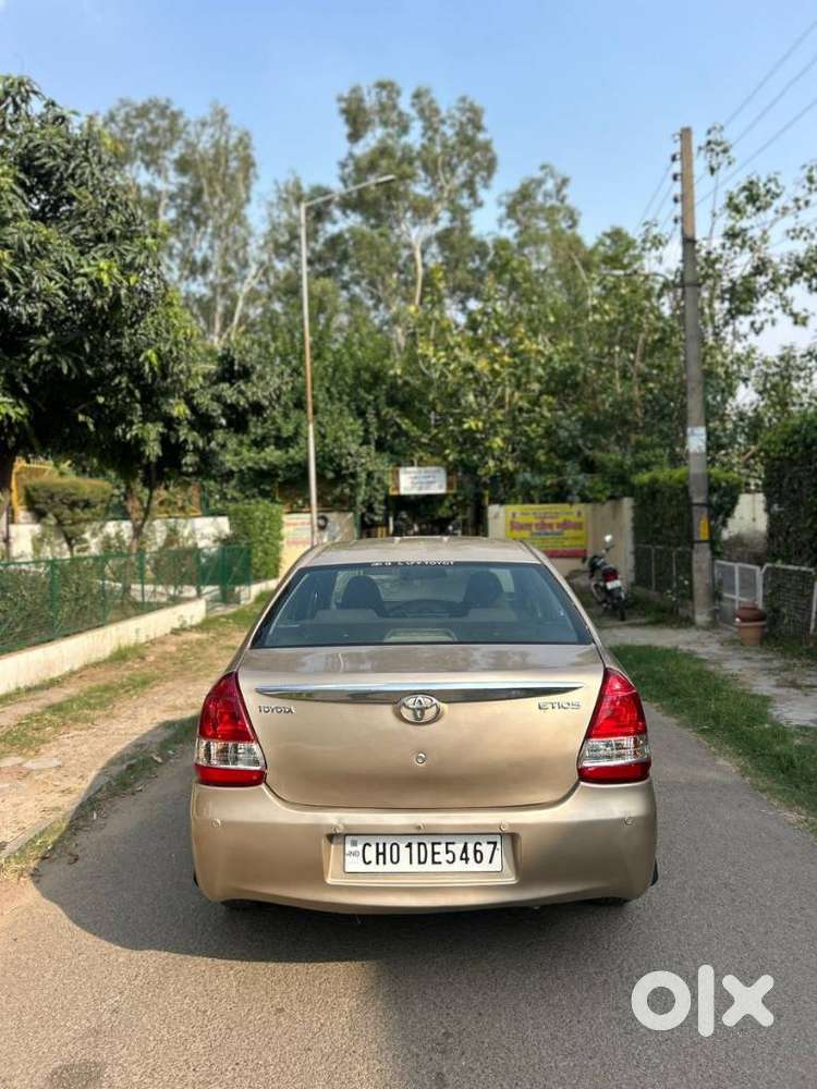 Toyota Etios, 2011, Petrol