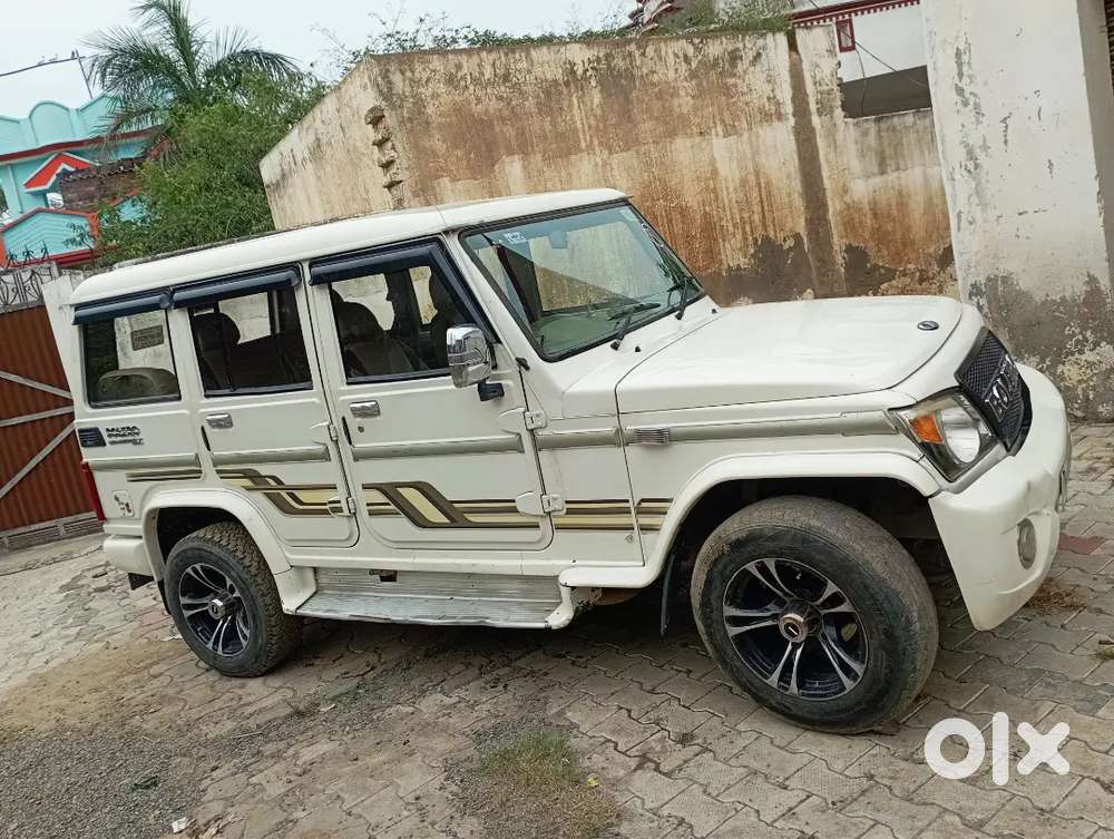 Mahindra Bolero Neo Plus 2012