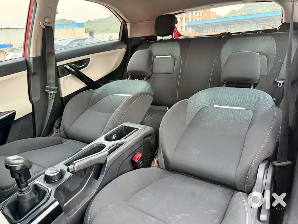 Tata Nexon Creative Plus S 1.2 Revotron Petrol 6 Mt, 2024, Petrol