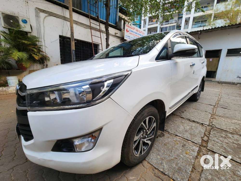 Toyota Innova Crysta 2.4 G Mt, 2022, Diesel