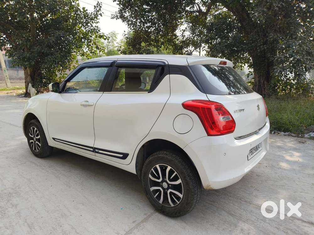 Maruti Suzuki Swift 2018 Vxi, 2023, Petrol