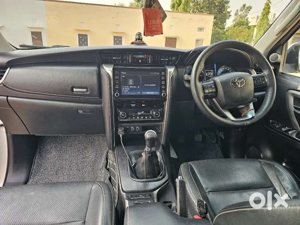 Toyota Fortuner 2021 Diesel 117000 Km Driven