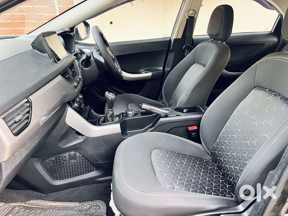 Tata Nexon 1.5 Revotorq Xm (s), 2021, Diesel