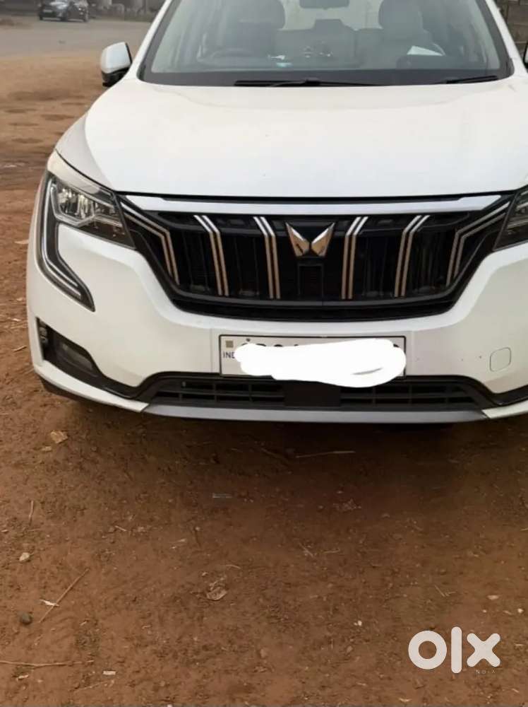 Mahindra Xuv700 2024 Diesel Well Maintained