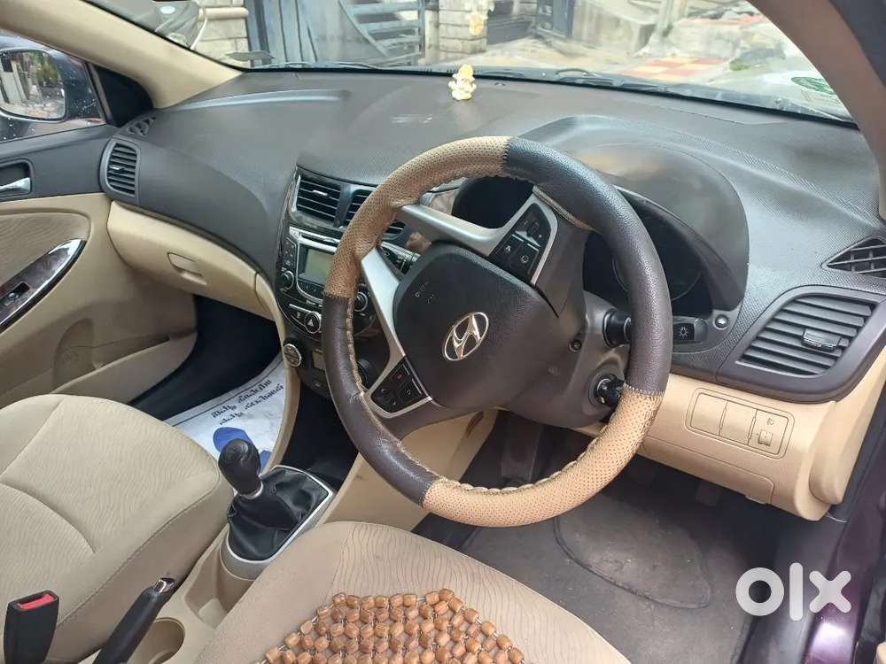 Hyundai Verna Fluidic 2012 Manual