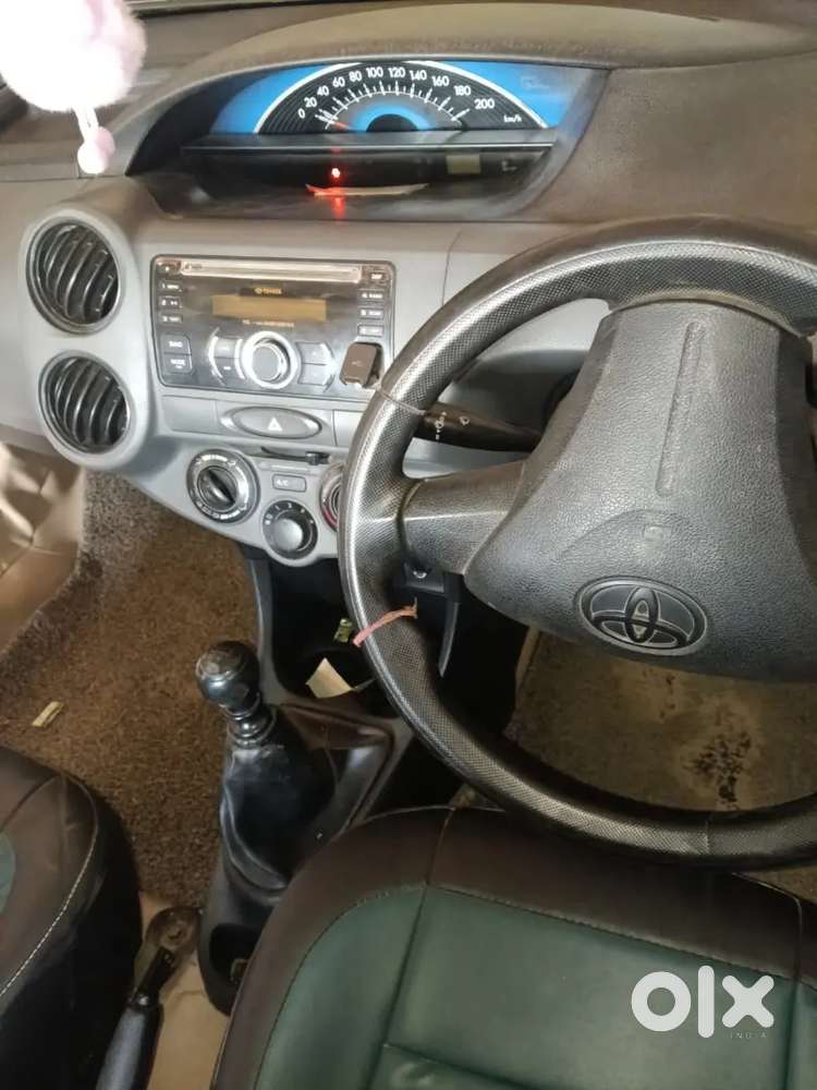 Toyota Etios Liva 2014 Diesel 100500 Km Driven