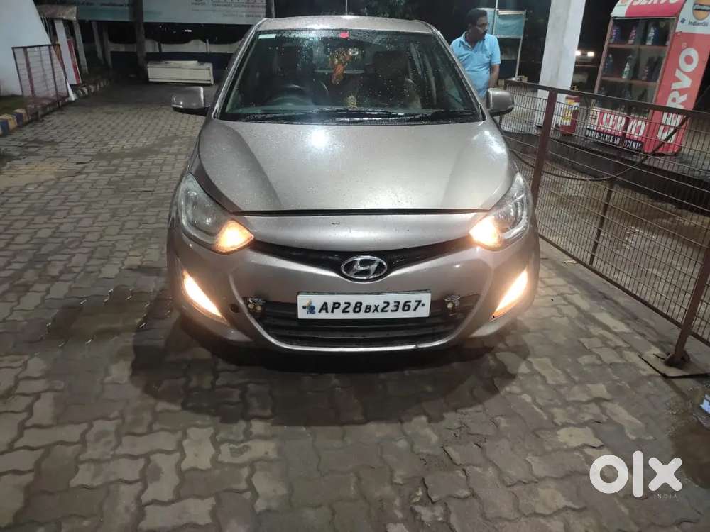 Hyundai I20 2013 Diesel 140000 Km Driven
