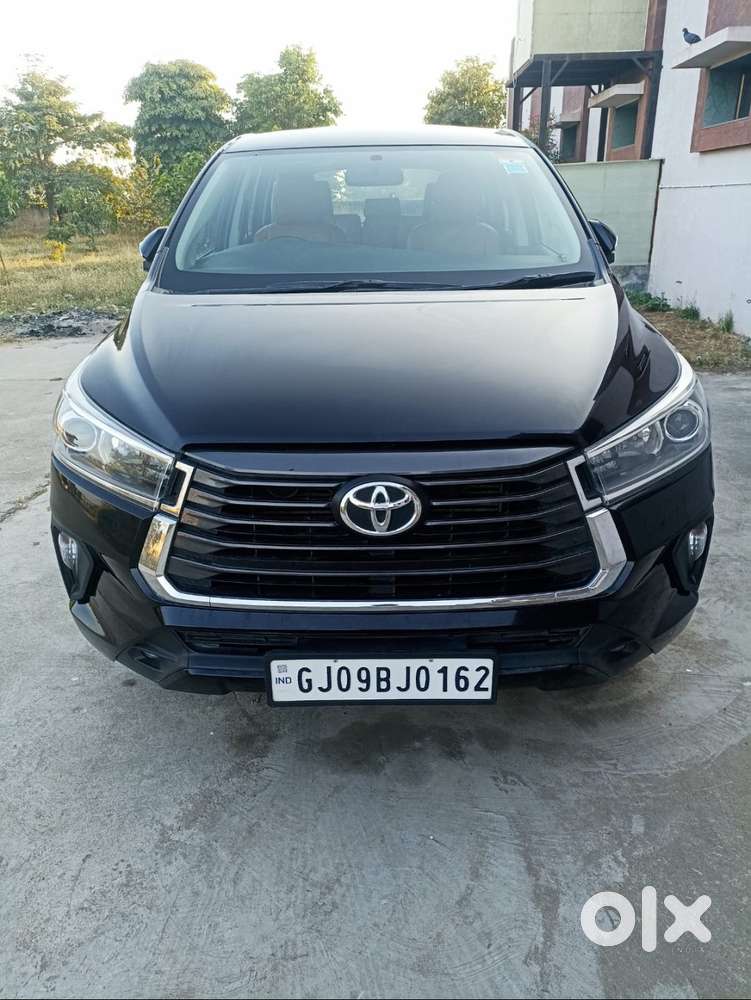 Toyota Innova 2.4 V