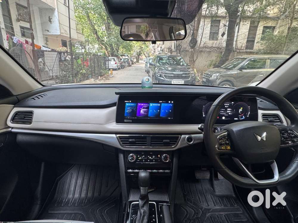 2024 Xuv 700 Ax7 At
