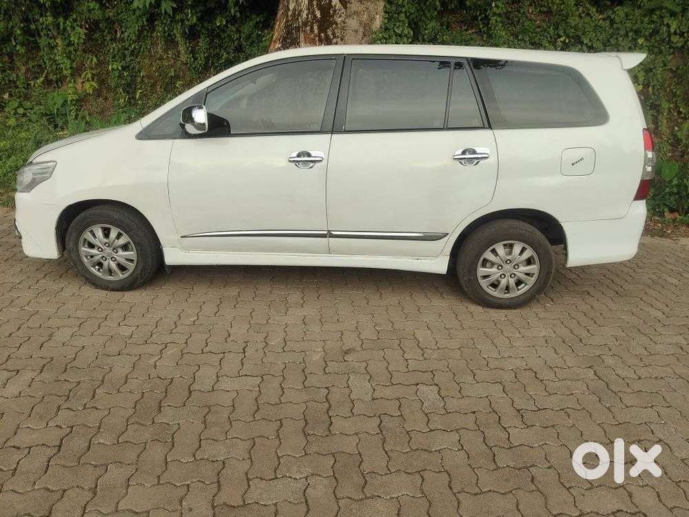 Toyota Innova 2.5 G (diesel) 8 Seater, 2006, Diesel