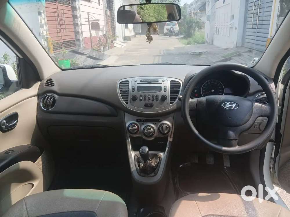 Hyundai I10 Sportz Petrol 2012