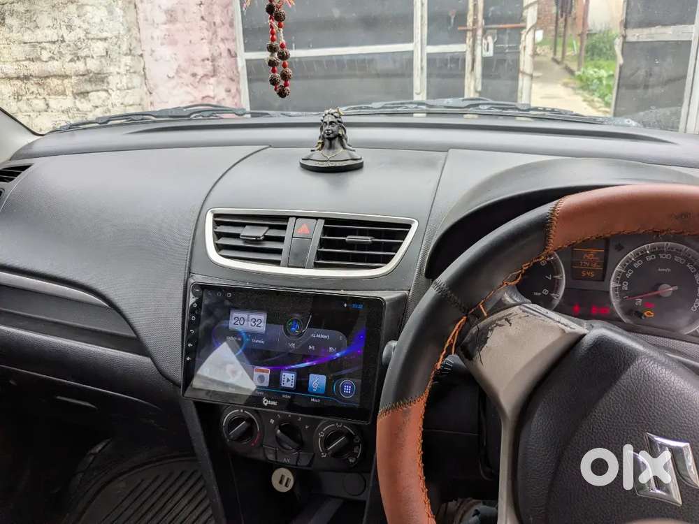 Swift Vxi Petrol Car 2013