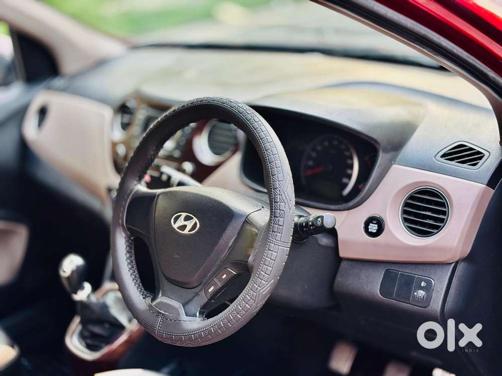 Hyundai Grand I10 Sportz, 2014, Petrol
