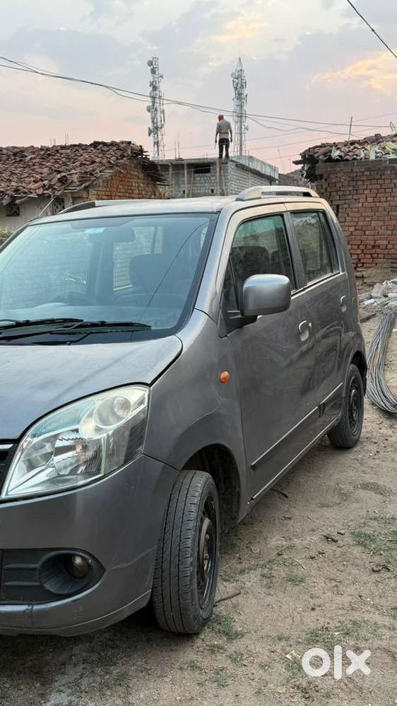 Maruti Suzuki Petrol 2012 Car