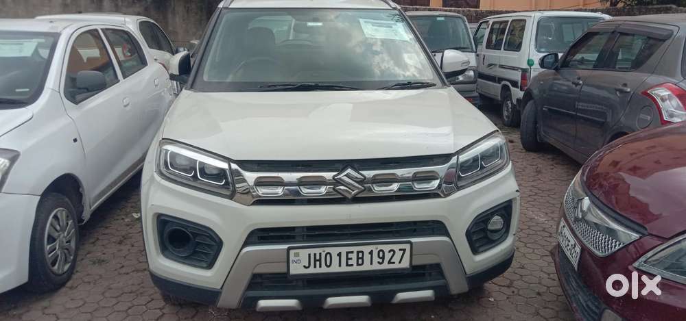 Maruti Suzuki Brezza 1.5 Zxi Smart Hybrid, 2020, Petrol