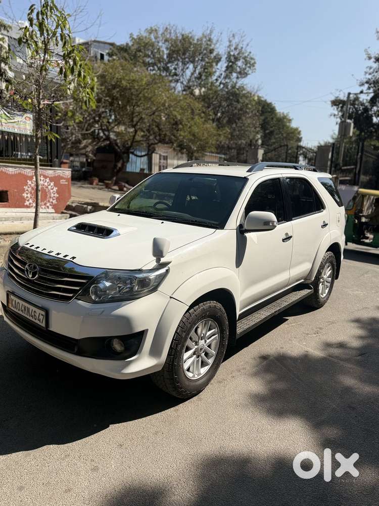 Toyota Fortuner 3.0 4x4 Manual, 2013, Diesel