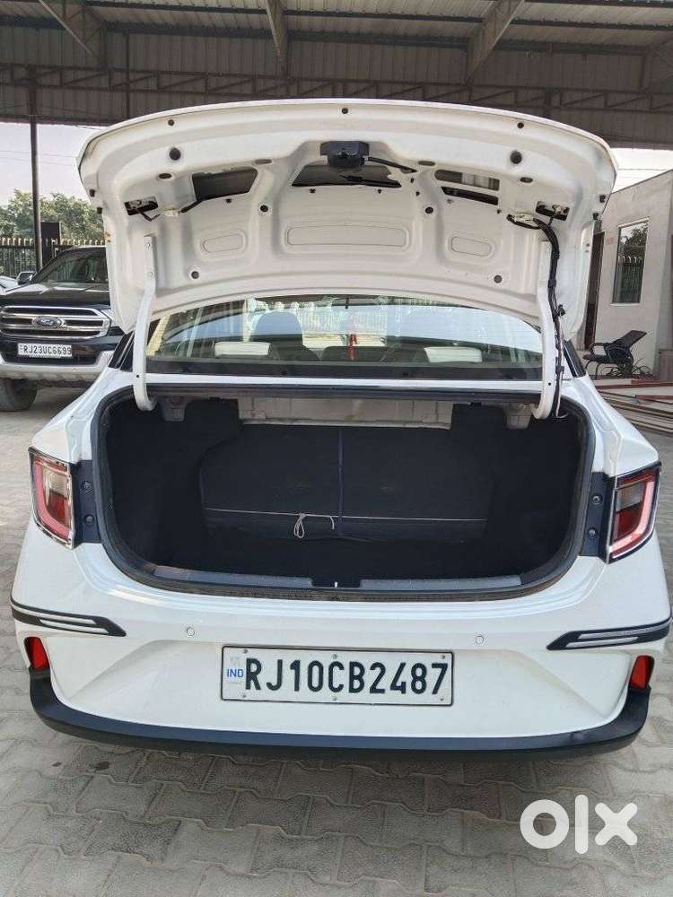 Hyundai Aura 1.2 E Petrol Mt, 2021, Petrol