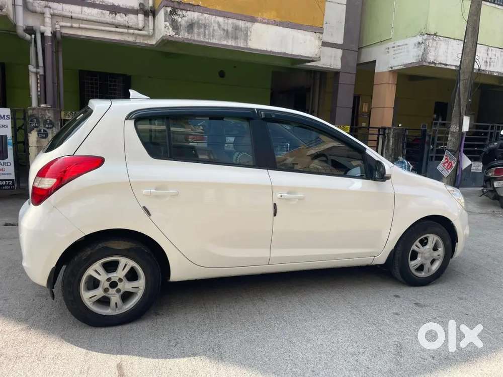 Hyundai I20 Diesel 98000 Km Driven
