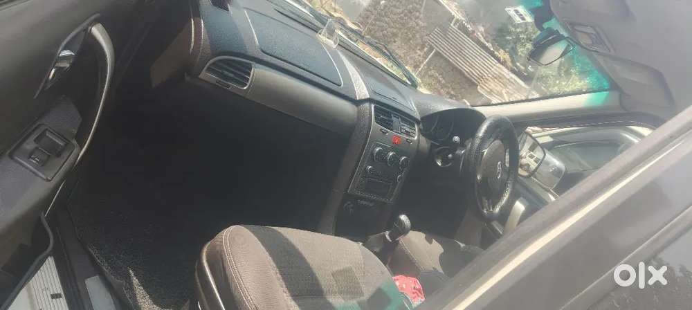 Tata Safari Strome