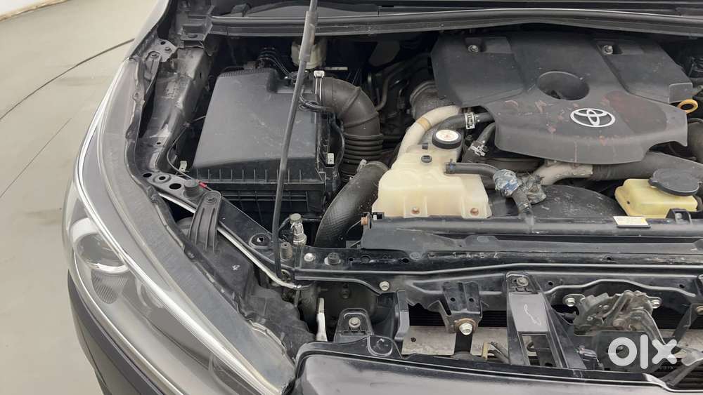 Toyota Innova Crysta 2.8 Zx At 7 Seater, 2018, Diesel
