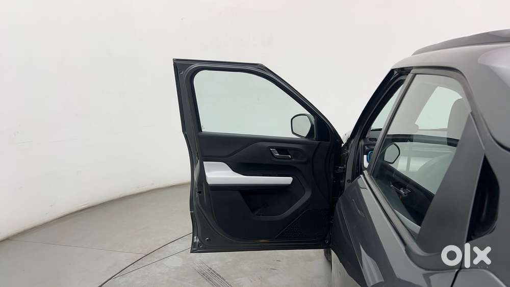 Tata Punch Creative Amt, 2022, Petrol