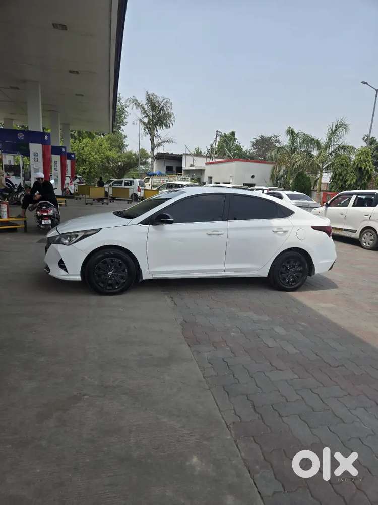 Hyundai Verna 2018 Diesel 73500 Km Driven