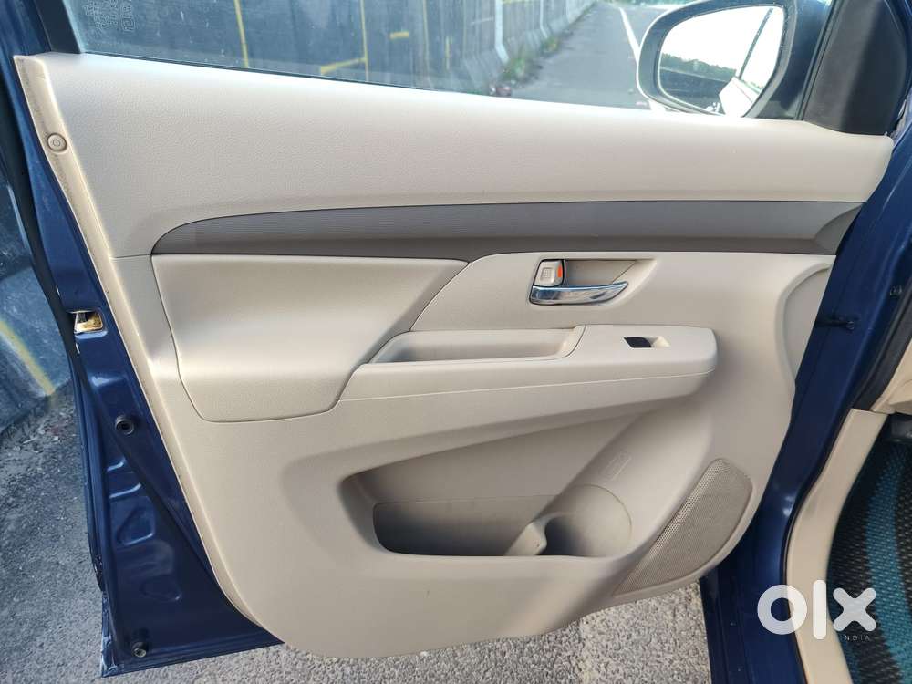 Maruti Suzuki Ertiga Vxi Abs Bs Iv, 2019, Petrol