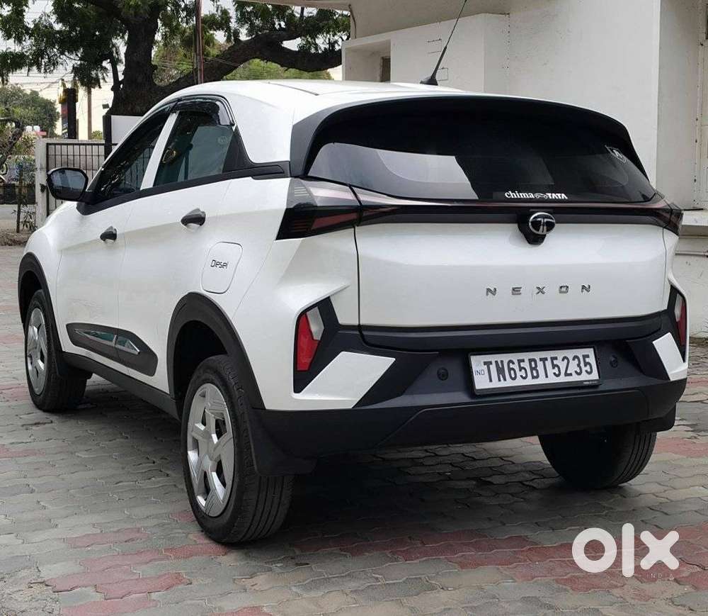 Tata Nexon, 2025, Diesel
