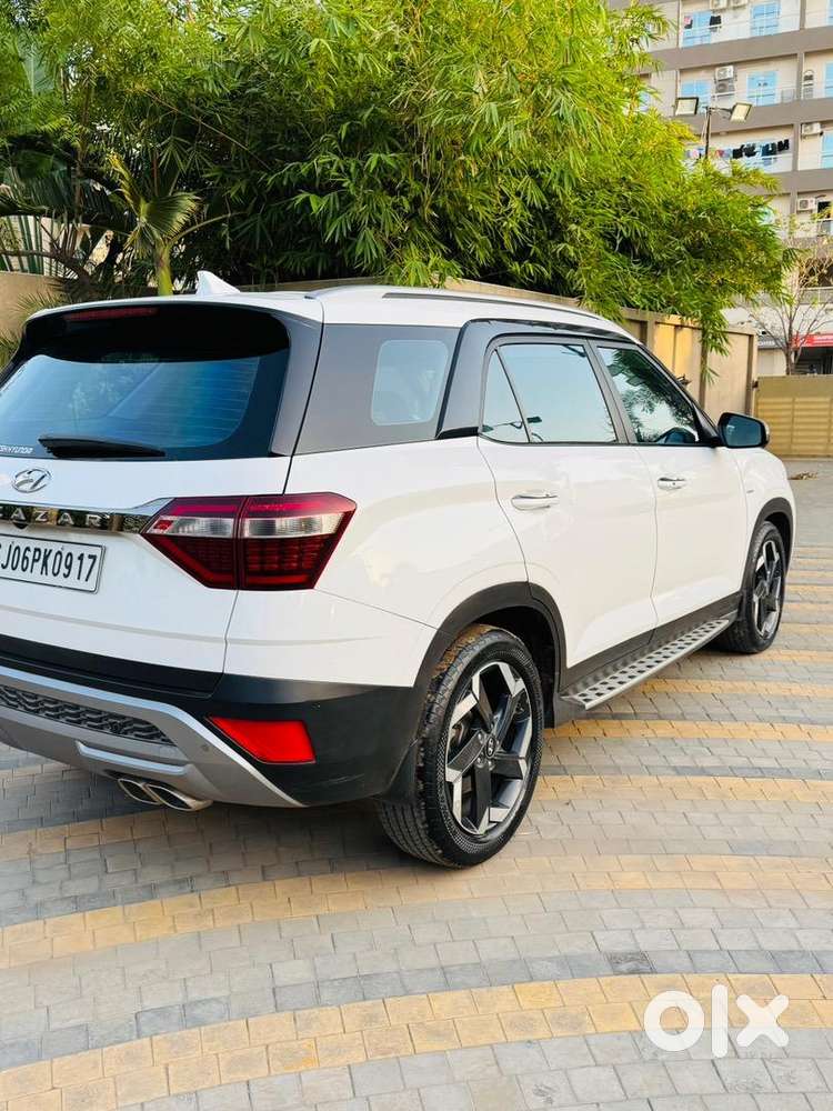 Hyundai Alcazar 2022 Petrol Auto 46000 Km Driven