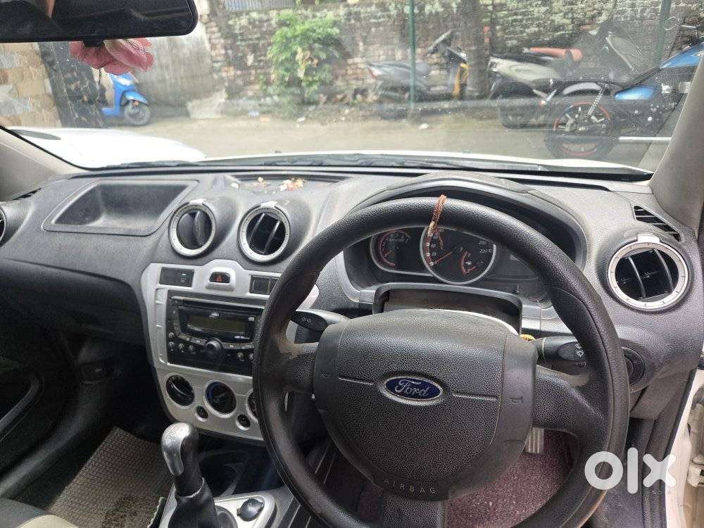 Ford Figo Aspire 1.2 Ti-vct Trend, 2015, Petrol