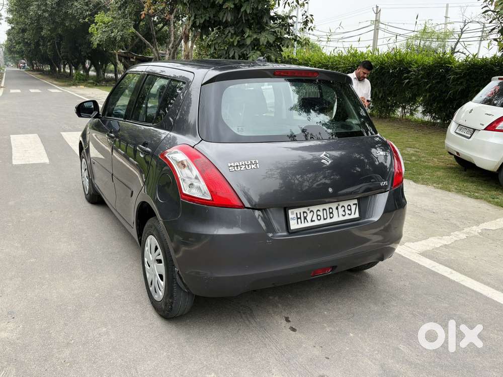 Maruti Suzuki Swift Vxi Optional, 2016, Petrol