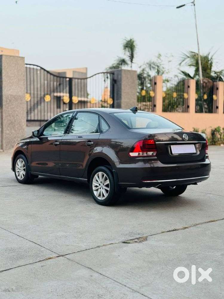 Volkswagen Vento 1.2 Tsi Highline At, 2016, Petrol